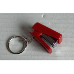 Porte-clefs agrafeuse rouge*