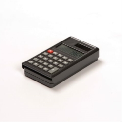 BALANCE 1 GR FORME CALCULATRICE ARGENTEE 12,7 x 7 x 2,6 CM 1/1