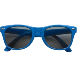 Lunettes de soleil plastique normes UV 400 15x14x4.6 cm