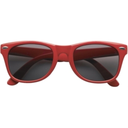 Lunettes de soleil plastique normes UV 400 15x14x4.6 cm